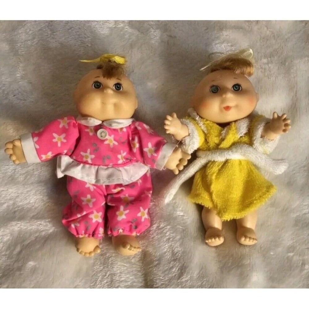 Mattel 1995 MINI Cabbage Patch Babies SET OF 2